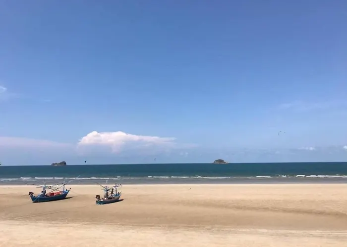 Front In Hua Hin Khao Tao Bangkok
