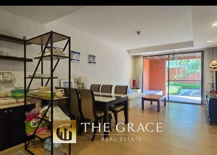 Front In Hua Hin Khao Tao